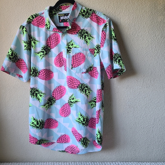 chubbies Other - Chubbies Weekend Wear Pineapple Print Short Sleeve Shirt Men's Size L